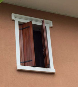 Scuri in legno dopo manutenzione